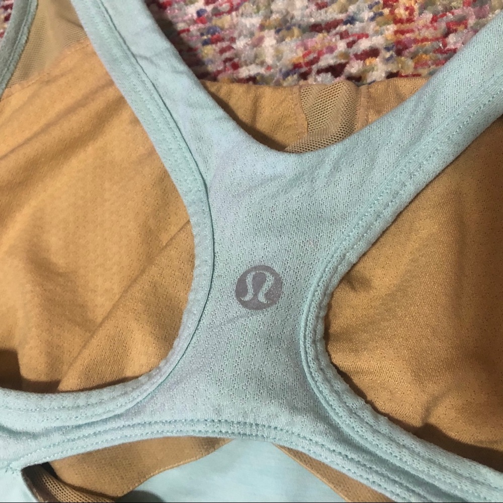 mint lululemon tank top that fits like a size 2
